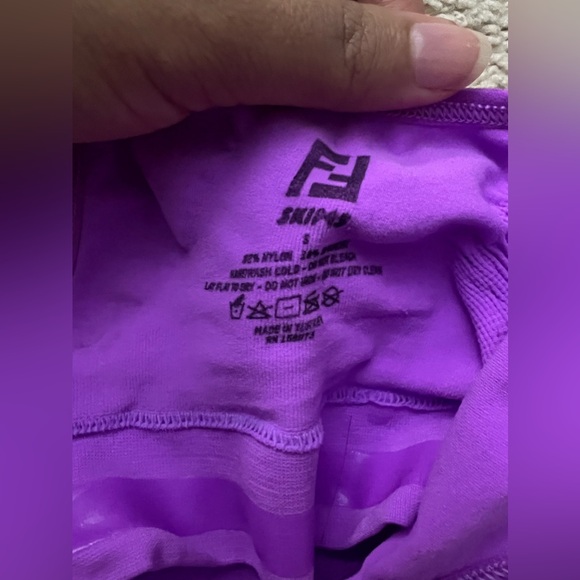 Fendi X Skims Sculpting bra and Shorts set USA Small - Picture 4 of 8